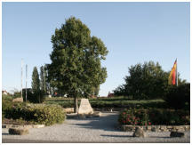 Ein schner Gedenkplatz fr den Mittelpunkt Deutschlands