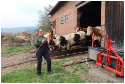Hier in Beier�de  war einst der Bev�lkerungsmittelpunkt, mittel im Kuhstall des Bauern Enzeroth